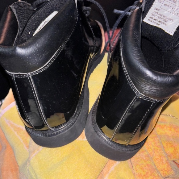 Thorogood Men’s Shoes - Picture 4 of 6